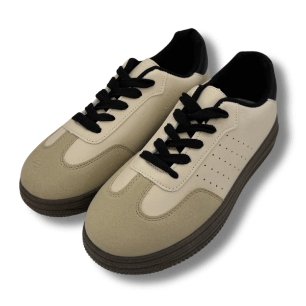 Zapatillas casuales de mujer color negro