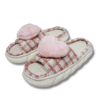 zapatillas de casa con corazon color rosa