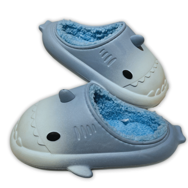 ZAPATILLAS DE TIBURON COLOR AZUL